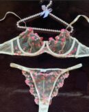 Ensemble de lingerie soutien-gorge et culotte en maille brodée florale