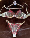 Ensemble de lingerie soutien-gorge et culotte en maille brodée florale