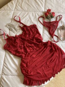 LINGERIE SEXY EN DENTELLE ROUGE ♥️