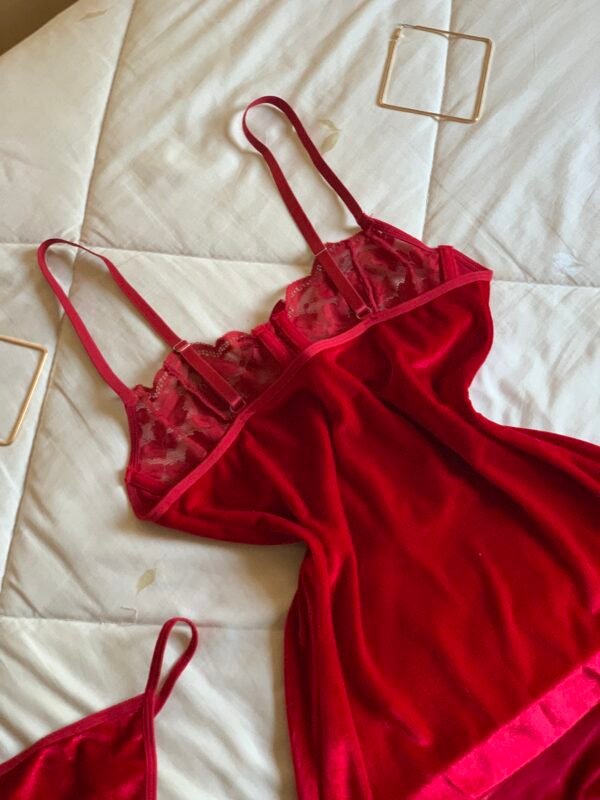 Set Robe + tong en Velours rouge longue avec fente - Image 4
