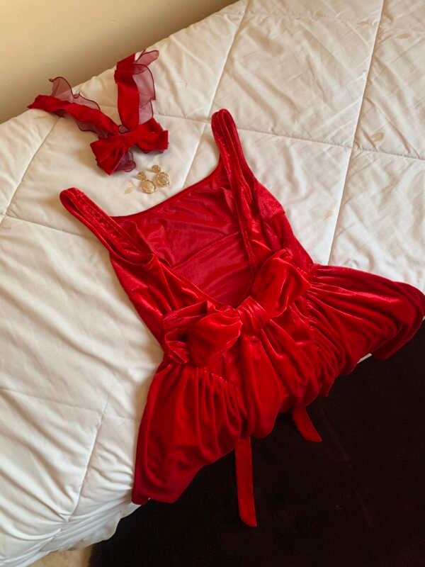 Robe Vintage en Velours Rouge