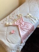 Robe satin mini rose/beige sur taille avec fermeture